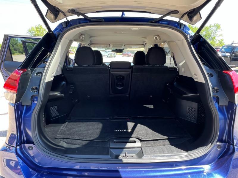 Nissan Rogue FWD 4dr SV 2020