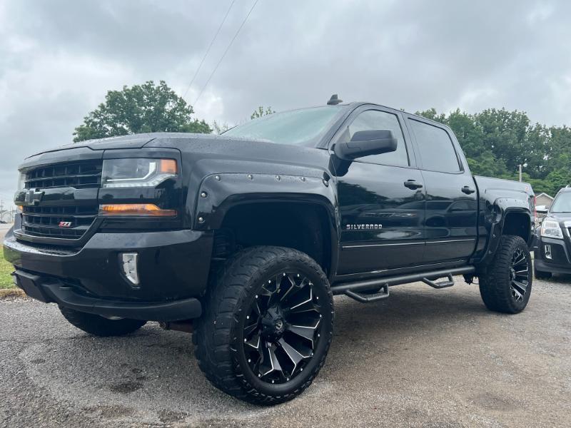 2018 Chevrolet Silverado 1500 Crew Cab Crew Cab 143.5" WB 4WD Z71