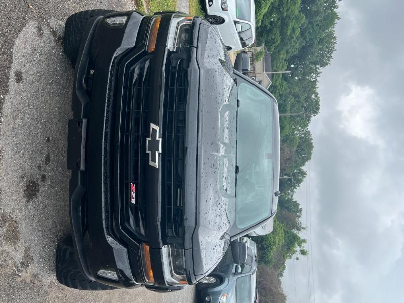 Chevrolet Silverado 1500 Crew Cab Crew Cab 143.5" WB 4WD Z71 2018