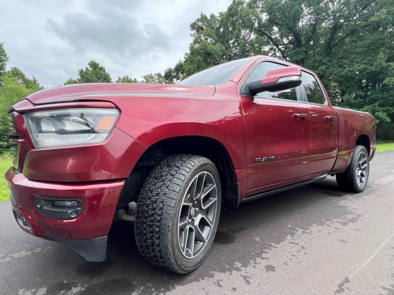 Dodge Ram 1500 4WD Crew Cab 140.5" Sport 2019