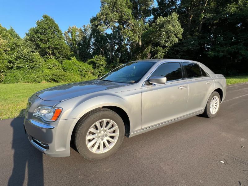 2014 Chrysler 300 4dr Sdn 300