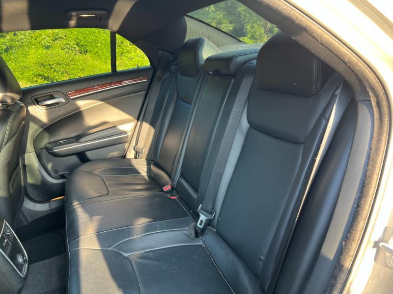 Chrysler 300 4dr Sdn 300 2014
