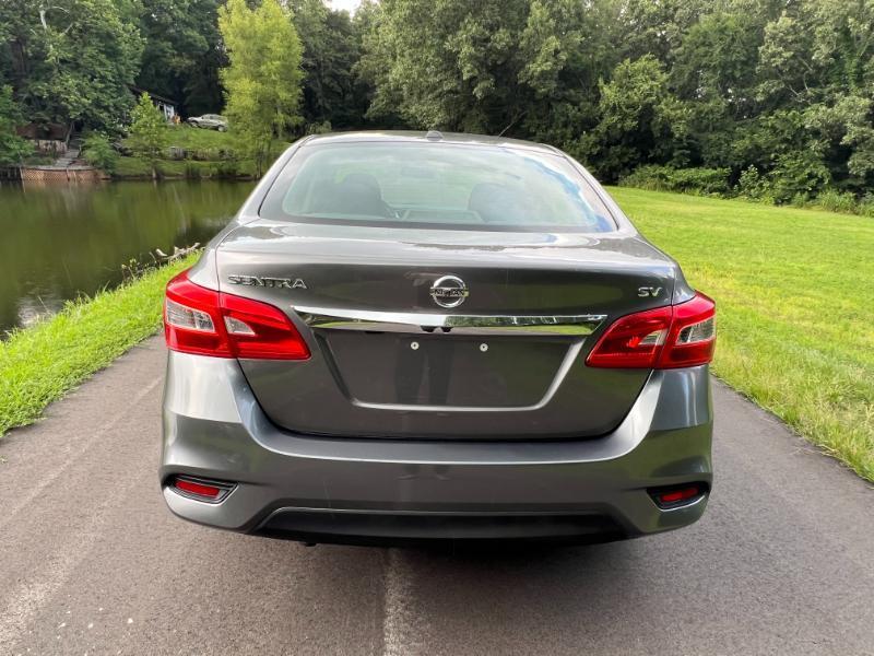 Nissan Sentra SV 4D Sedan 2017