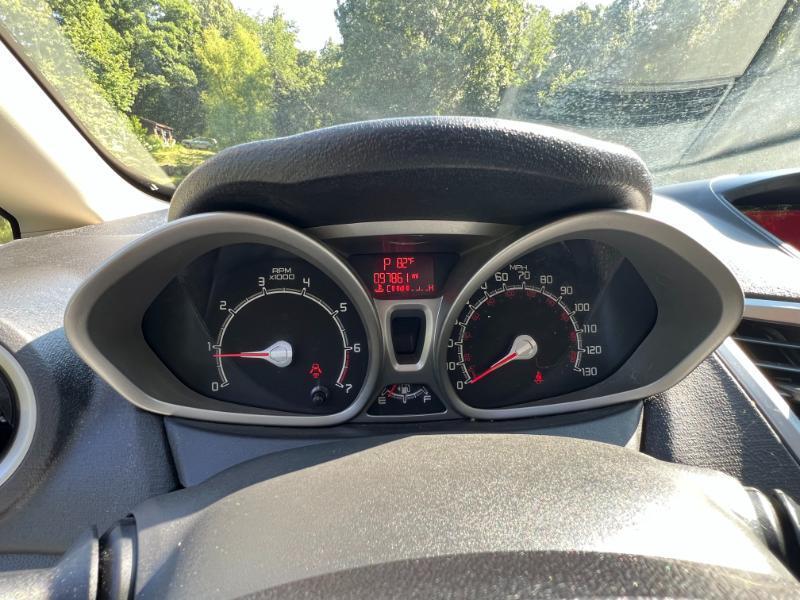Ford Fiesta 4dr Sdn SE 2013