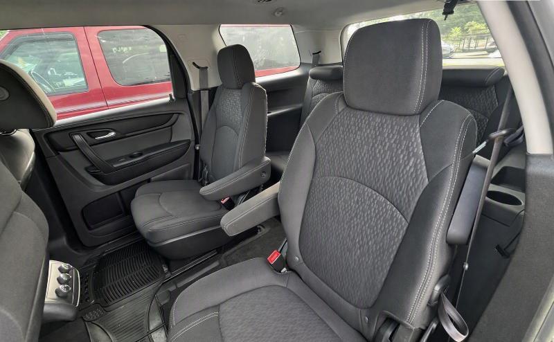 GMC Acadia AT4 AWD 2013