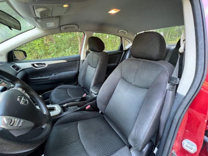 Nissan Sentra 4-Door Sedan 2014