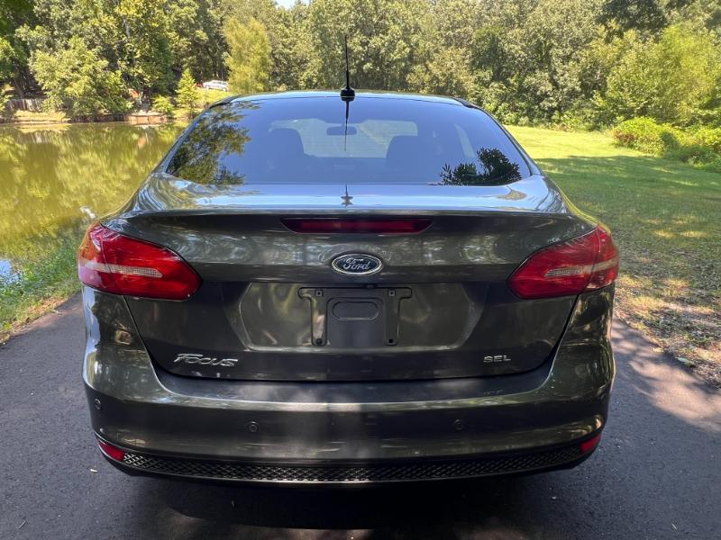 Ford Focus S 4D Sedan 2017