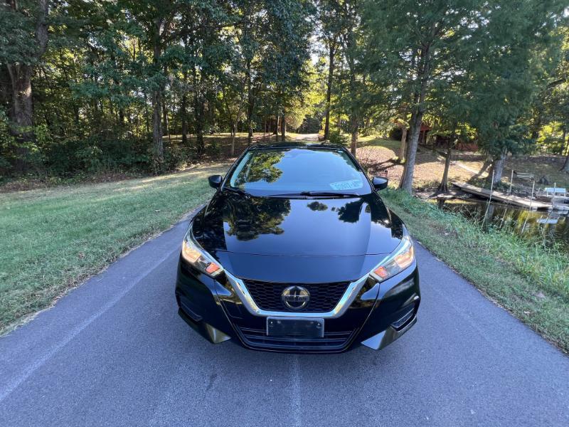 Nissan Versa Sedan  2021