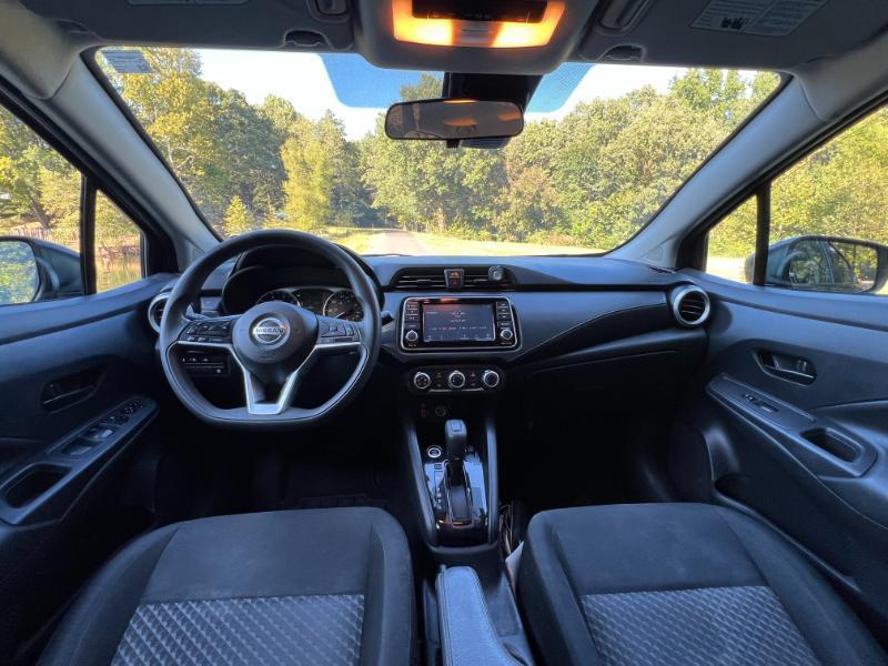 Nissan Versa Sedan  2021