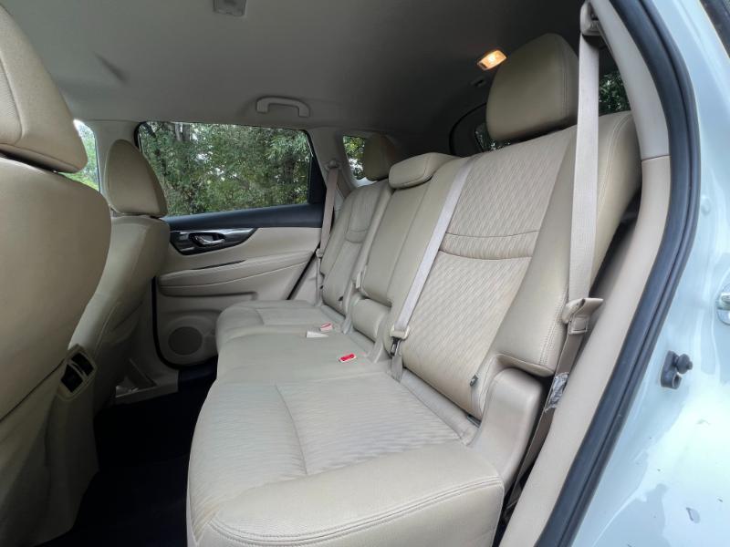 Nissan Rogue  2019
