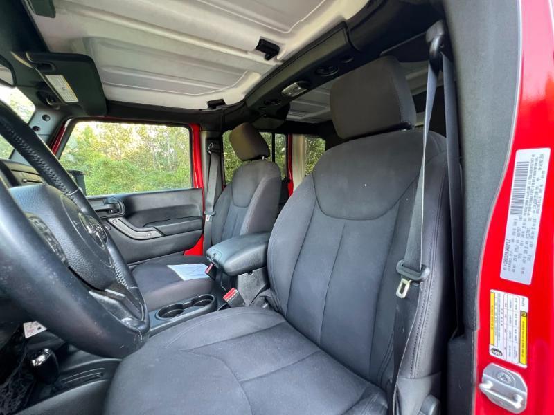 Jeep Wrangler Unlimited 4WD 4dr Sport 2015