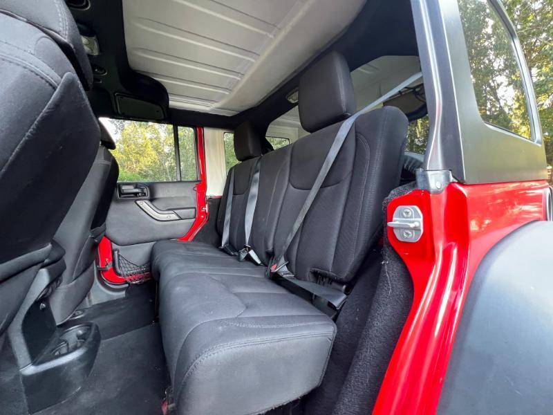 Jeep Wrangler Unlimited 4WD 4dr Sport 2015