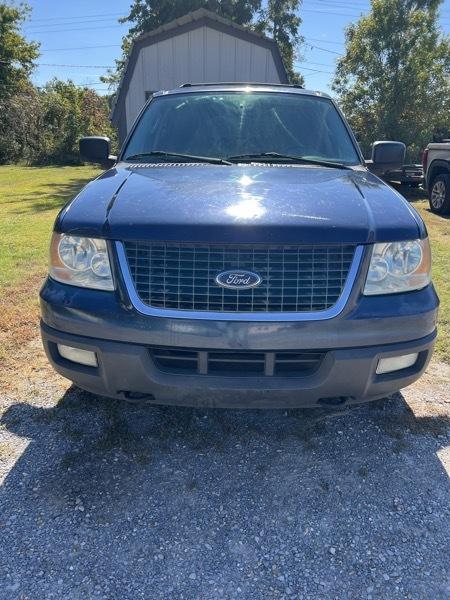 Ford Expedition XLT 4.6L 4WD 2004