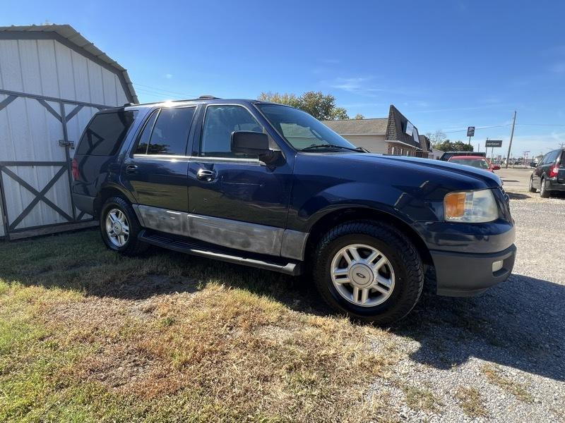 Ford Expedition XLT 4.6L 4WD 2004
