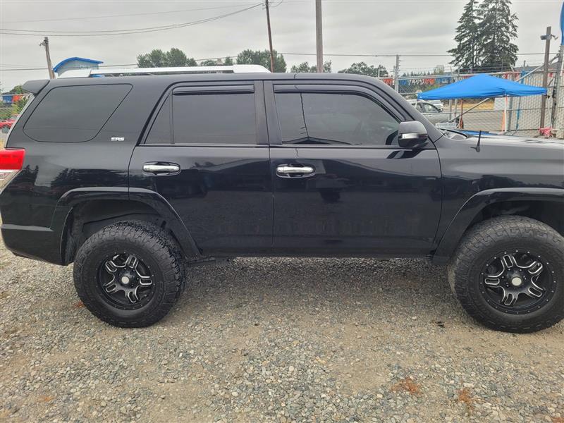 Toyota 4Runner SR5 4WD 2010