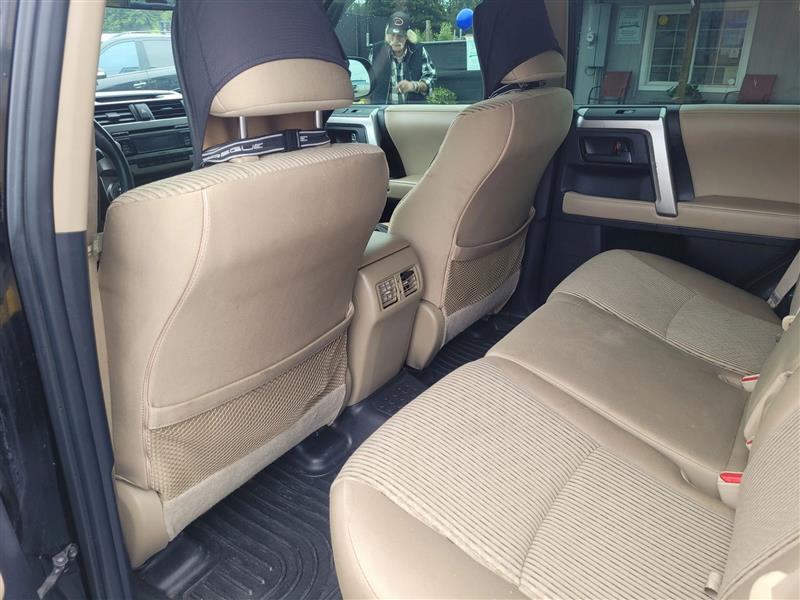 Toyota 4Runner SR5 4WD 2010