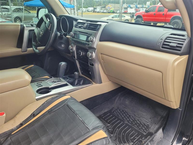 Toyota 4Runner SR5 4WD 2010