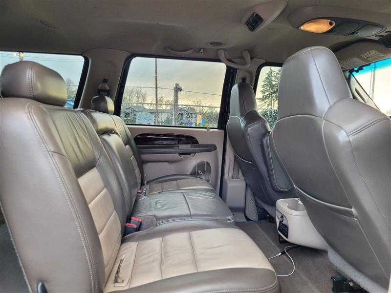 Ford Excursion Eddie Bauer 6.0L 4WD 2004