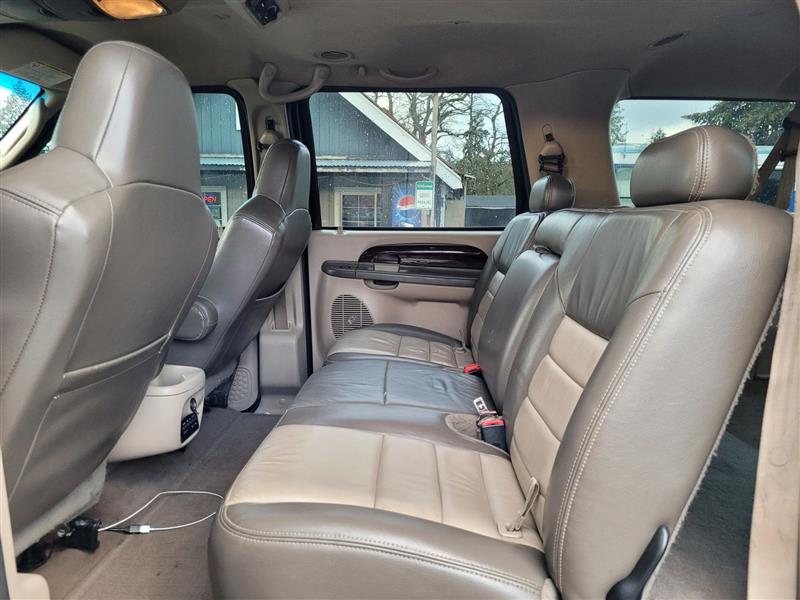 Ford Excursion Eddie Bauer 6.0L 4WD 2004