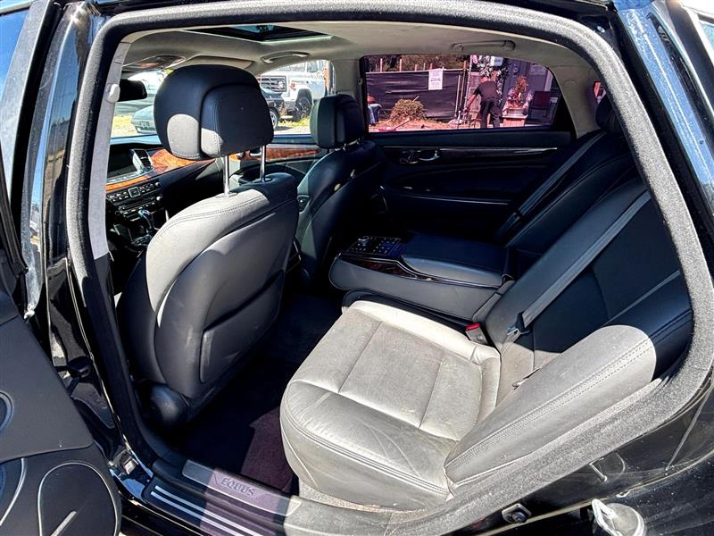 Hyundai Equus Signature 2014