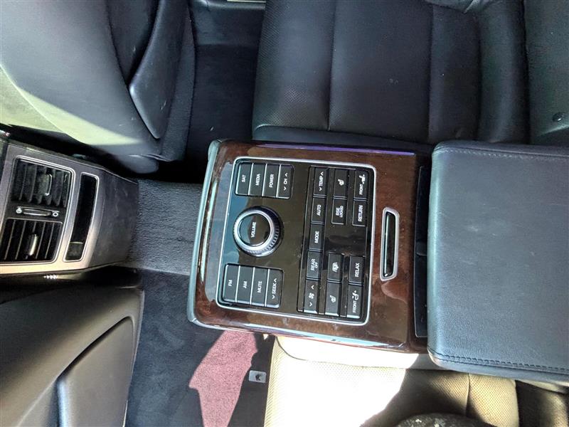 Hyundai Equus Signature 2014