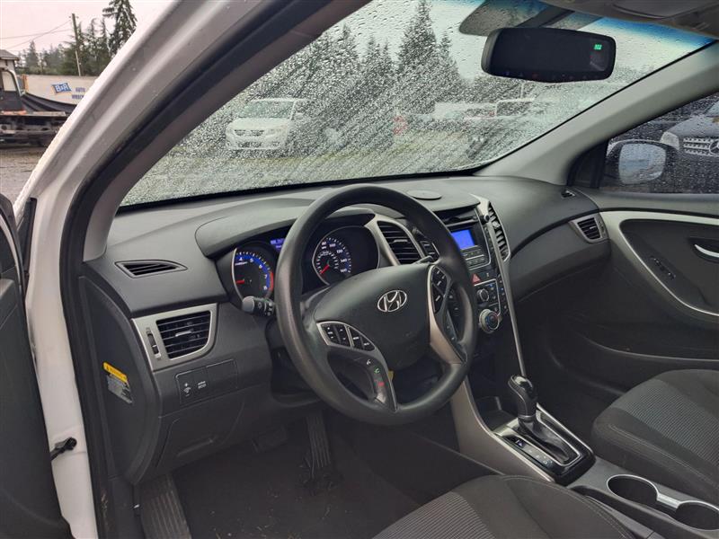 Hyundai Elantra GT A/T 2013