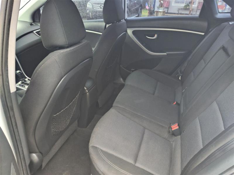 Hyundai Elantra GT A/T 2013