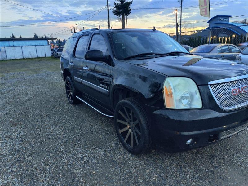 GMC Yukon Denali AWD 2007