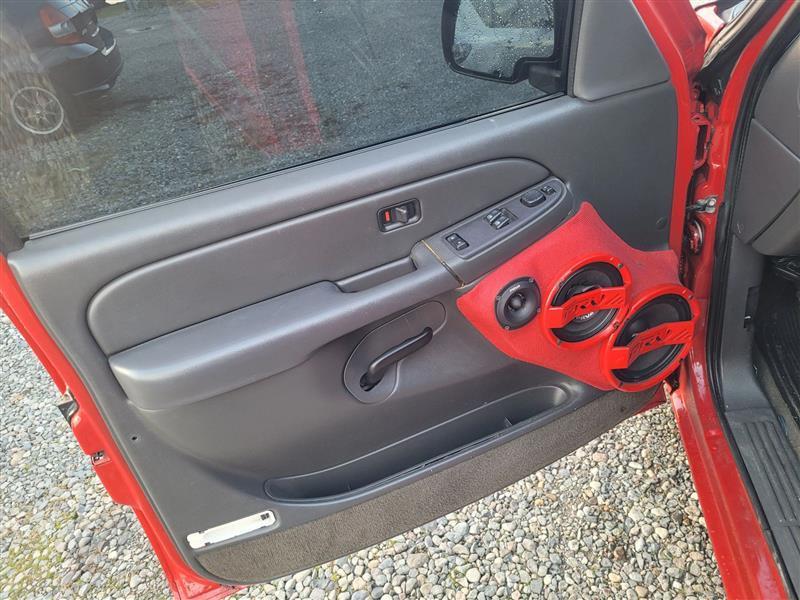 Chevrolet Silverado 1500 LS Ext. Cab Long Bed 2WD 2004