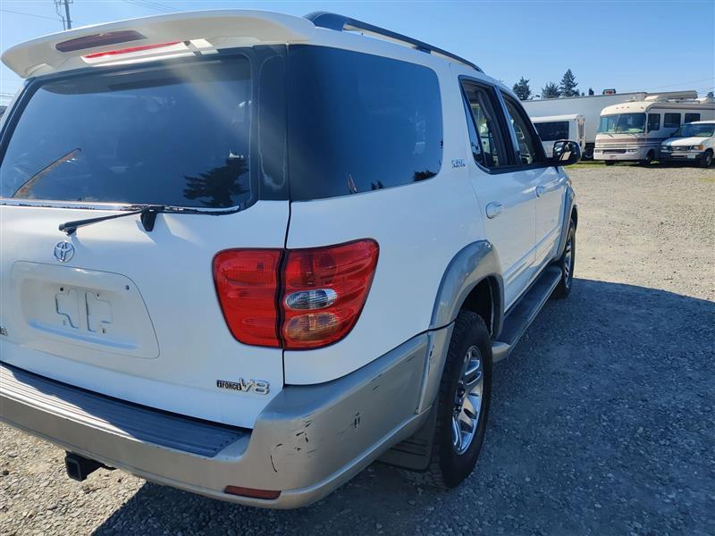 Toyota Sequoia SR5 2WD 2004