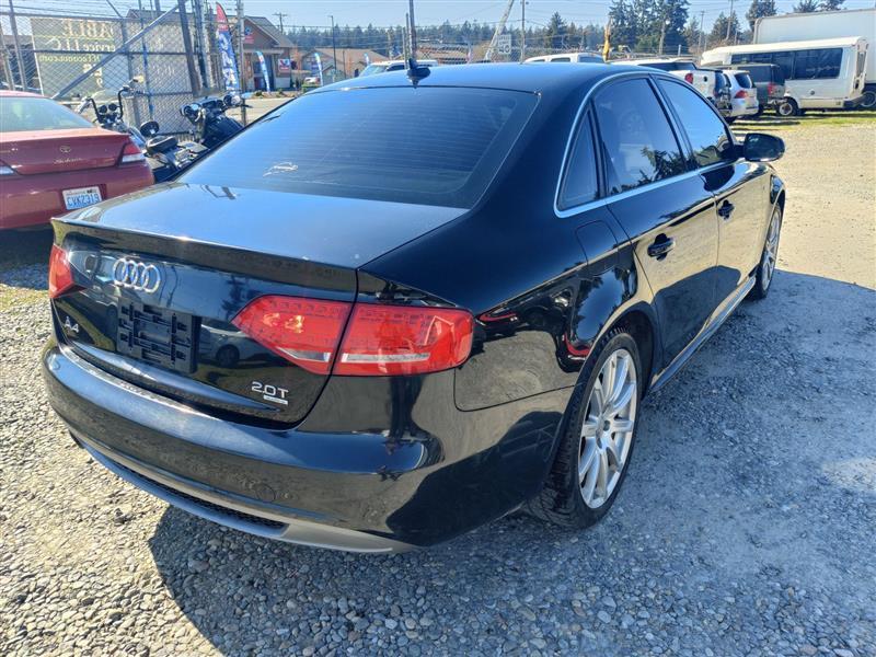 Audi A4 2.0T Sedan quattro Tiptronic 2012