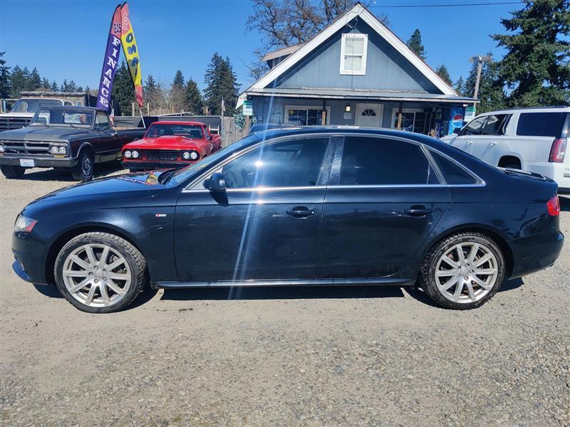 Audi A4 2.0T Sedan quattro Tiptronic 2012