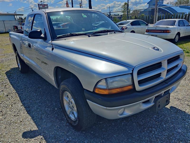 Dodge Dakota Club Cab 4WD 2001