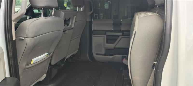 Ford F-550 Crew Cab DRW 4WD 2017
