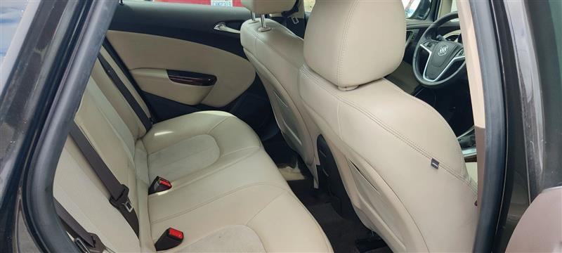 Buick Verano Base 2013