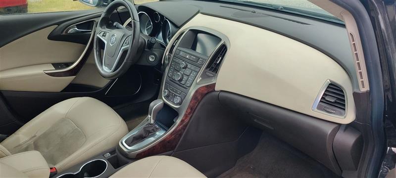 Buick Verano Base 2013