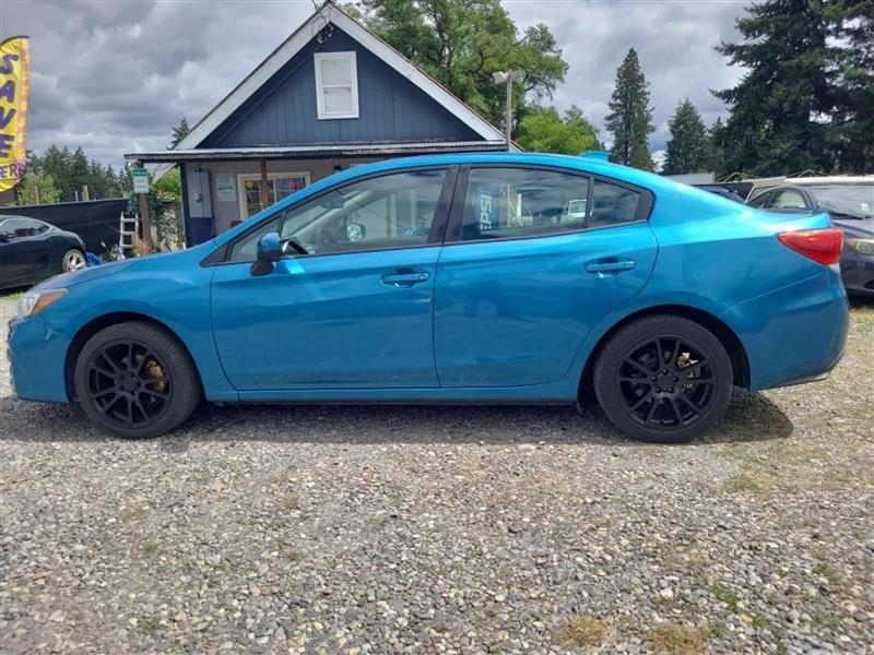 Subaru Impreza 2.0i Premium CVT 4-Door 2017