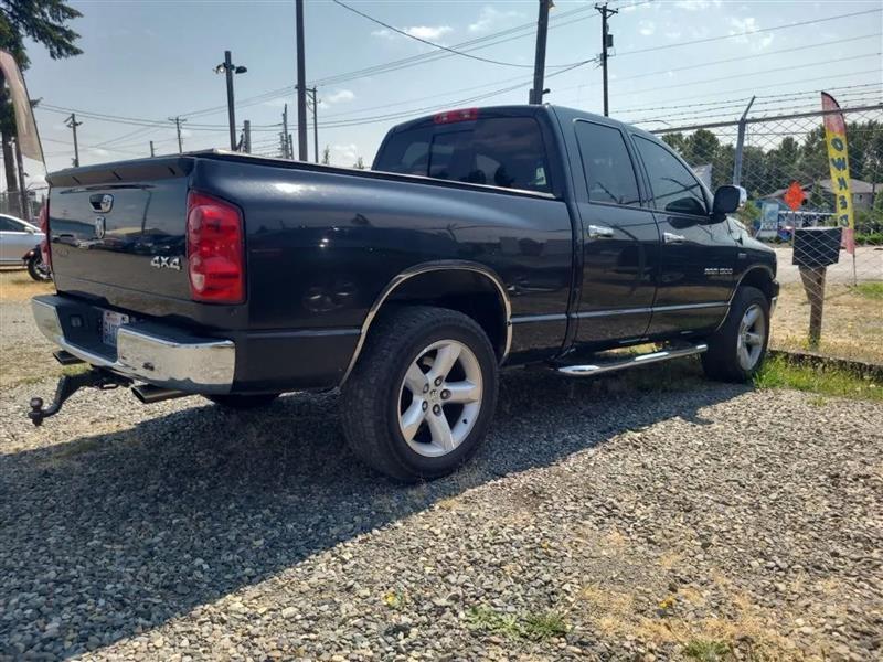 Dodge Ram 1500 SLT Quad Cab 4WD 2007