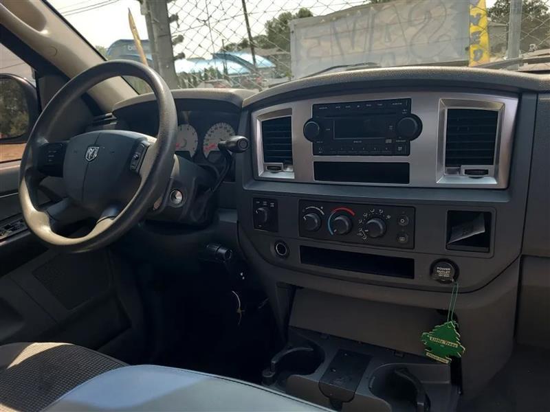 Dodge Ram 1500 SLT Quad Cab 4WD 2007