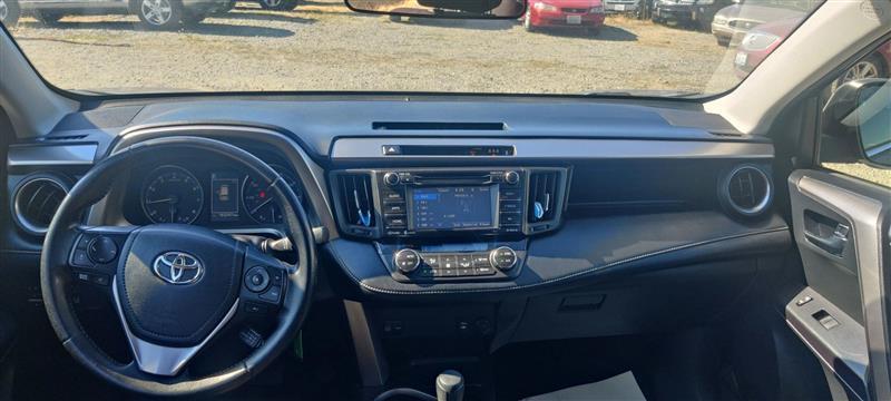 Toyota RAV4 XLE AWD 2017
