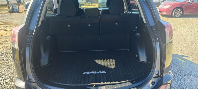 Toyota RAV4 XLE AWD 2017