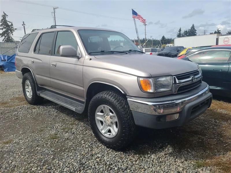 Toyota 4Runner SR5 2WD 2001