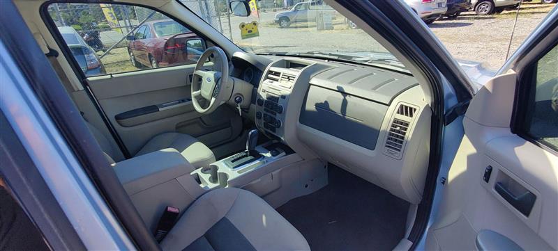 Ford Escape Hybrid FWD 2008