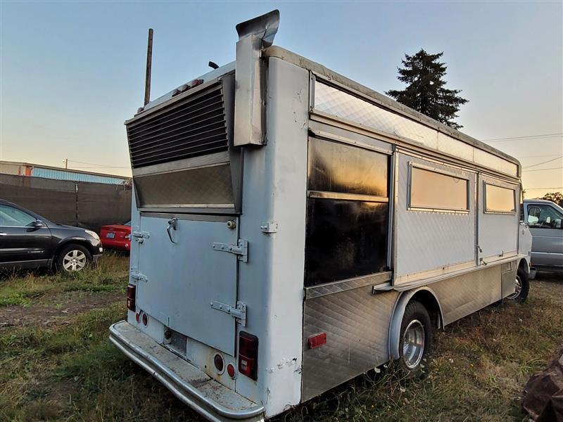 Chevrolet P30  1983
