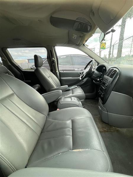 Dodge Grand Caravan SXT 2006