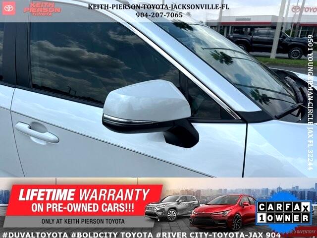 Toyota RAV4 Hybrid XLE Premium AWD (Natl) 2024 Toyota RAV4 Hybrid XLE Premium AWD (Natl) 2024