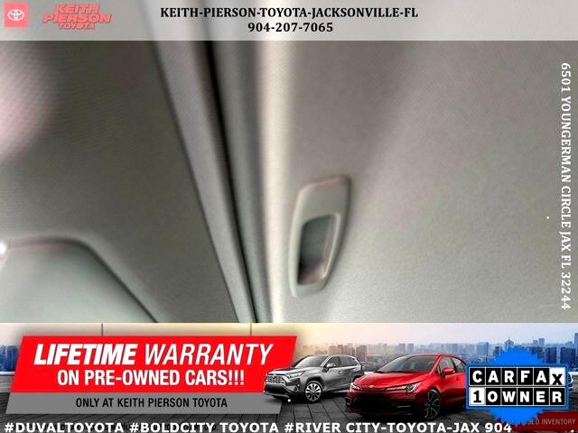 Toyota RAV4 Hybrid XLE Premium AWD (Natl) 2024 Toyota RAV4 Hybrid XLE Premium AWD (Natl) 2024