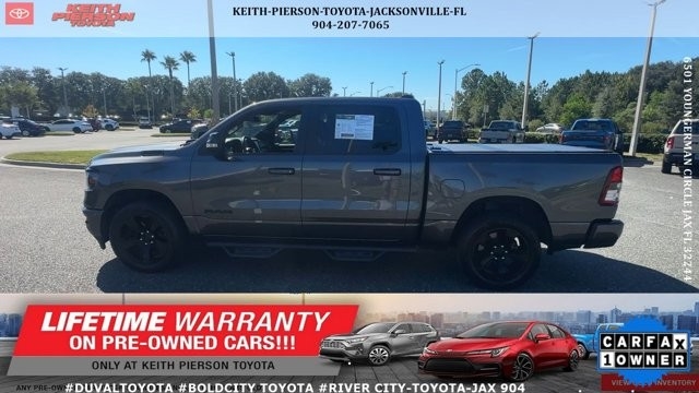 RAM 1500 Big Horn 4x4 Crew Cab 5'7" Box 2021 RAM 1500 Big Horn 4x4 Crew Cab 5'7" Box 2021