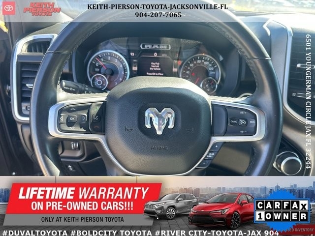 RAM 1500 Big Horn 4x4 Crew Cab 5'7" Box 2021 RAM 1500 Big Horn 4x4 Crew Cab 5'7" Box 2021