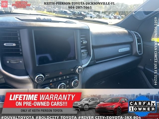 RAM 1500 Big Horn 4x4 Crew Cab 5'7" Box 2021 RAM 1500 Big Horn 4x4 Crew Cab 5'7" Box 2021